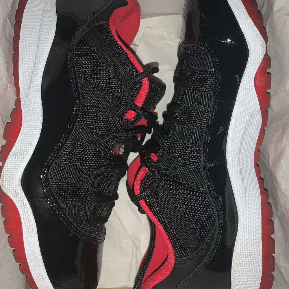 Preschool size 3, Jordan 11 low bred